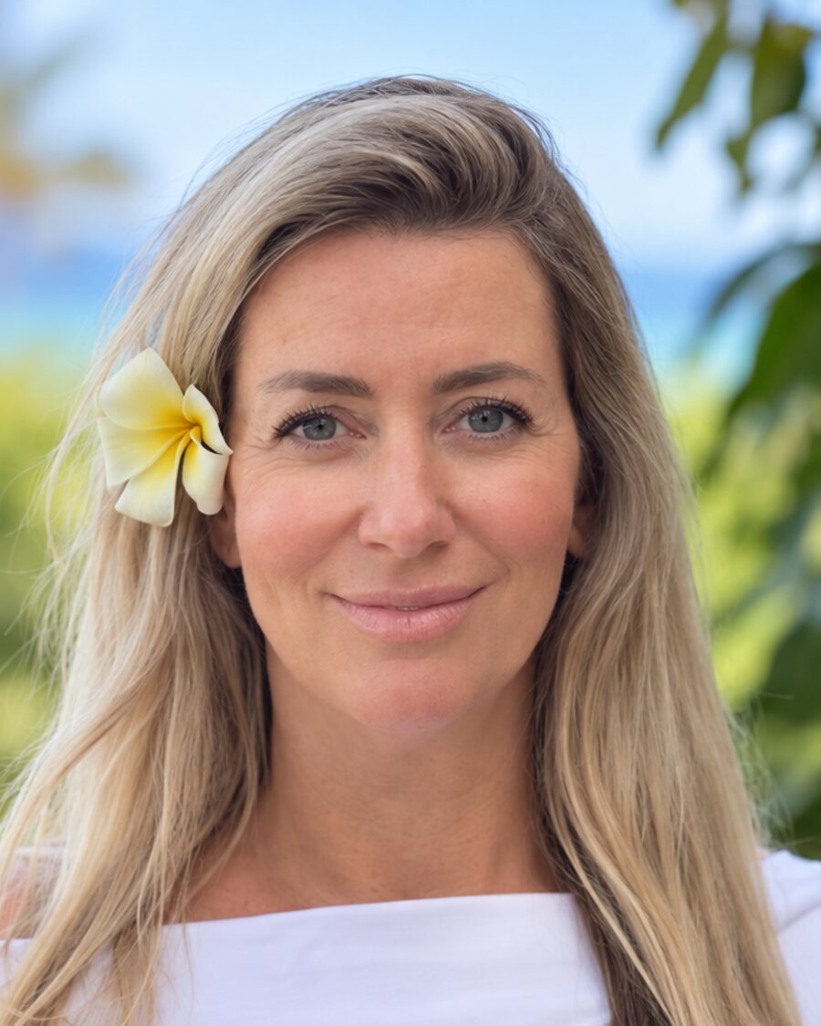 Catherine, Licensed Clinical Social Worker and founder of Little Wave Therapy